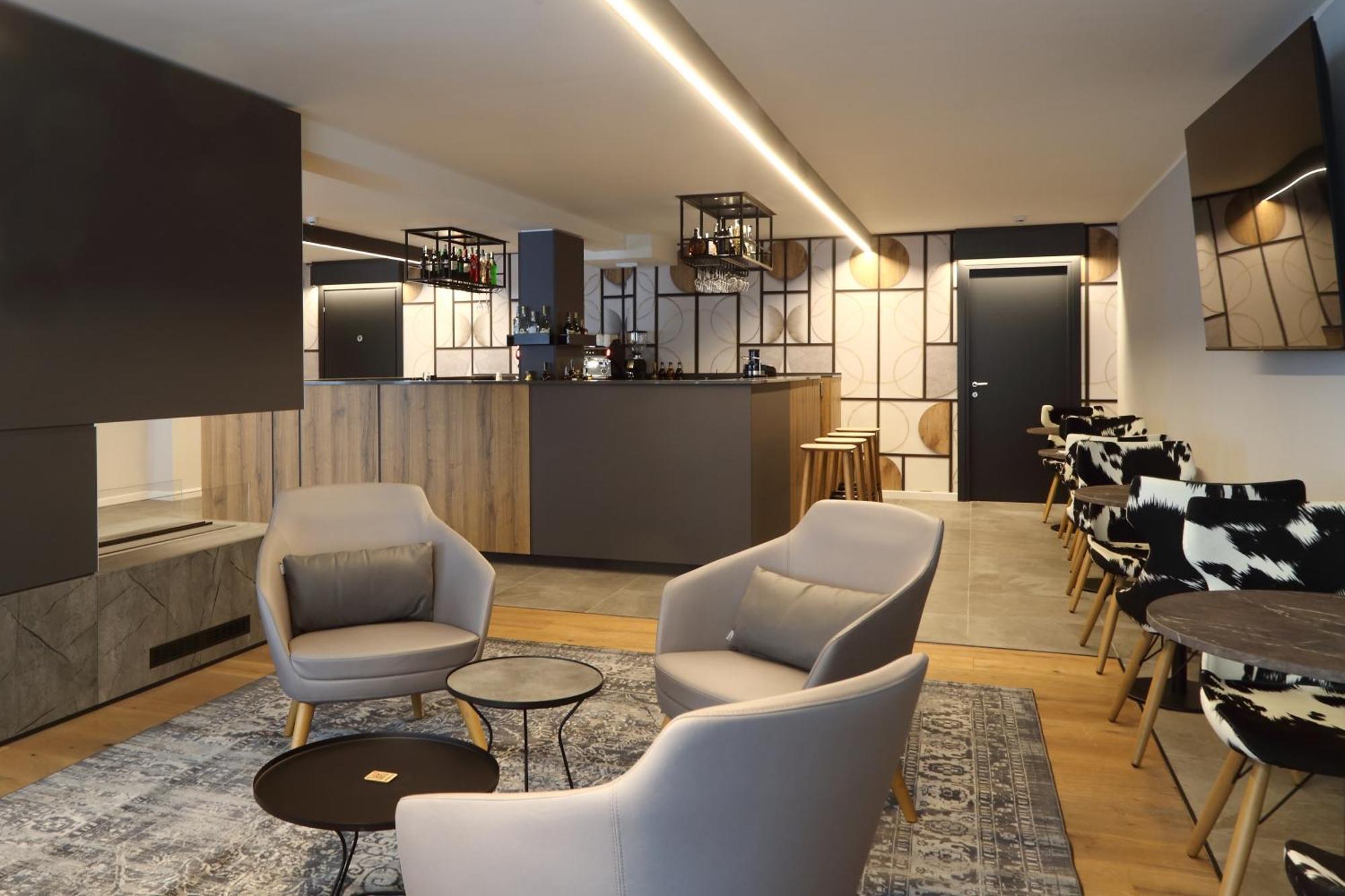 Armon Greenblu Hotel & Wellness 폴가리다 외부 사진