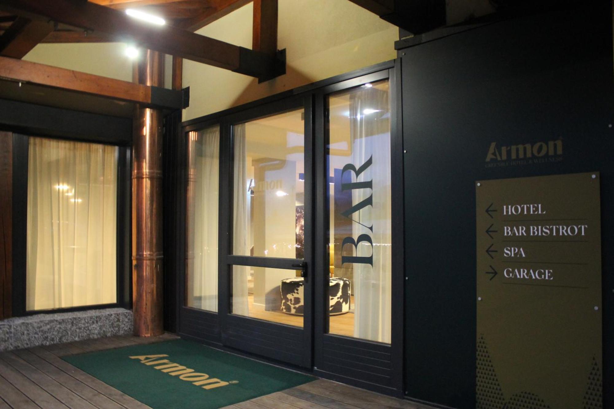 Armon Greenblu Hotel & Wellness 폴가리다 외부 사진